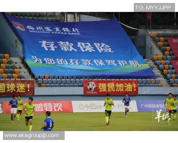 足球明星走进中国工厂探访背后的故事与梦想的碰撞 足球明星走进中国工厂探访背后的故事与梦想的碰撞