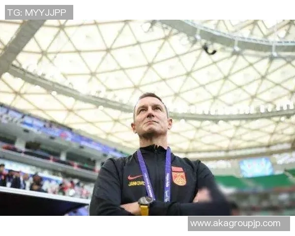 足球明星科维奇的成长历程与辉煌成就全解析